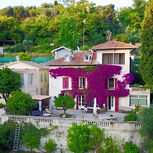 Bed and breakfast Castel Enchanté, Niza